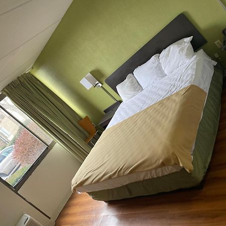 Travelodge By Wyndham Vernon Ct Ngoại thất bức ảnh