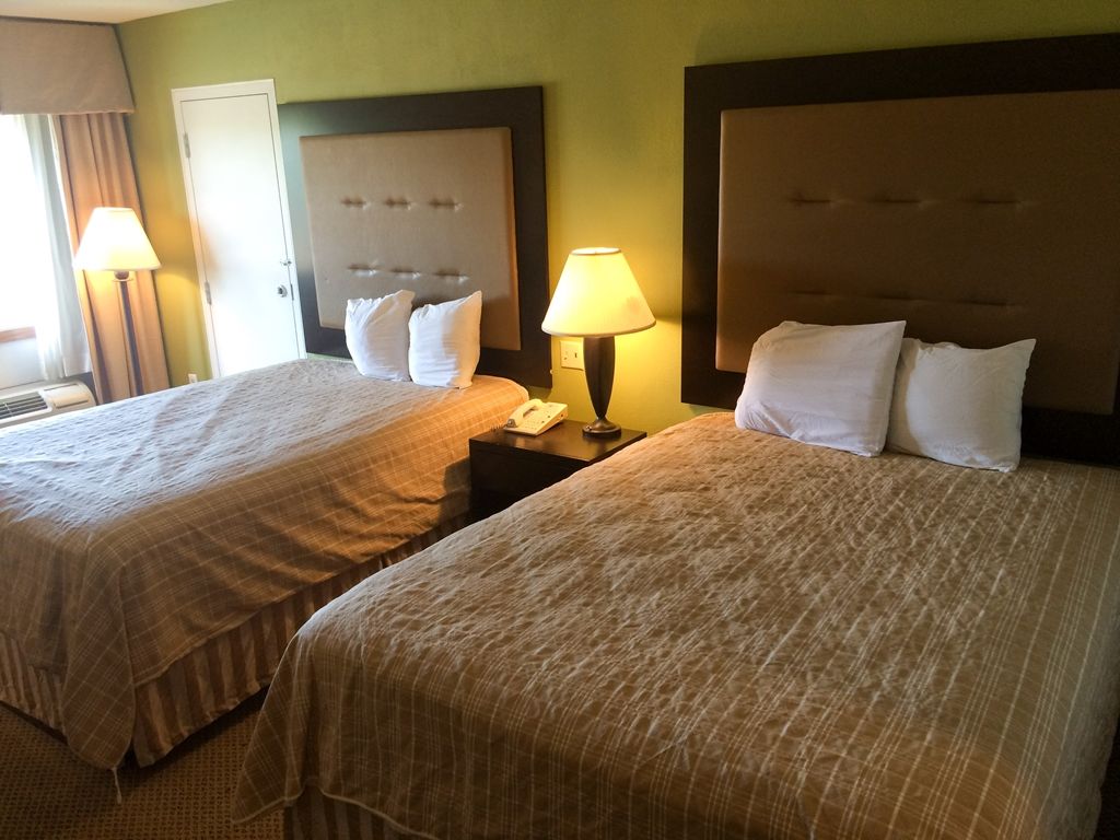 Travelodge By Wyndham Vernon Ct Phòng bức ảnh